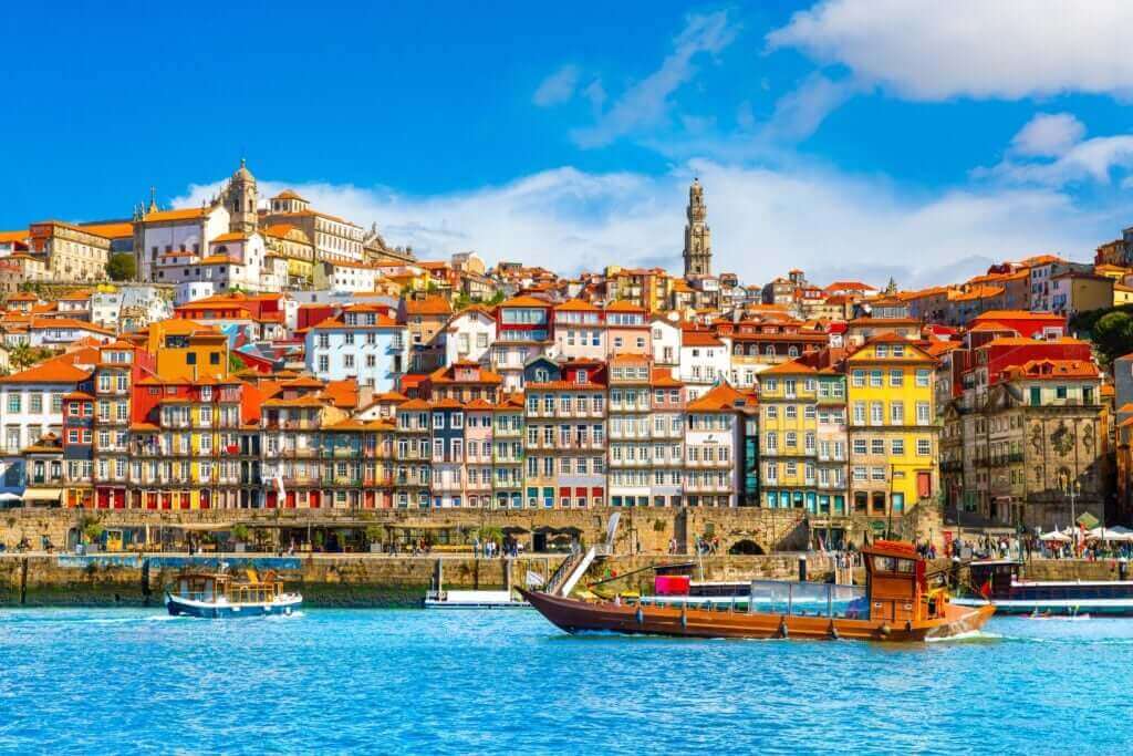 Best places to live in Portugal for expats - Porto